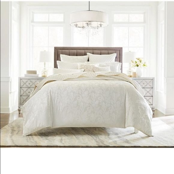 $420 Hotel Collection Cambria Classic DuvetCover, King, White